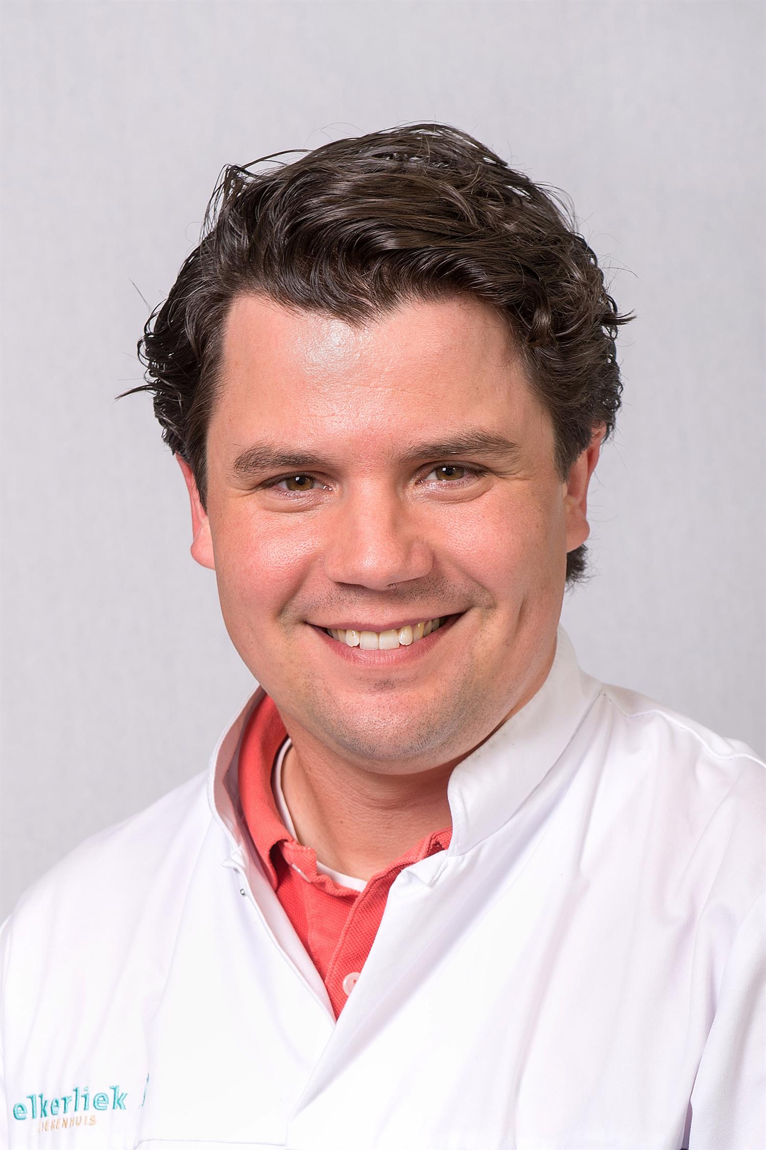 Dr. Nijenhuis
